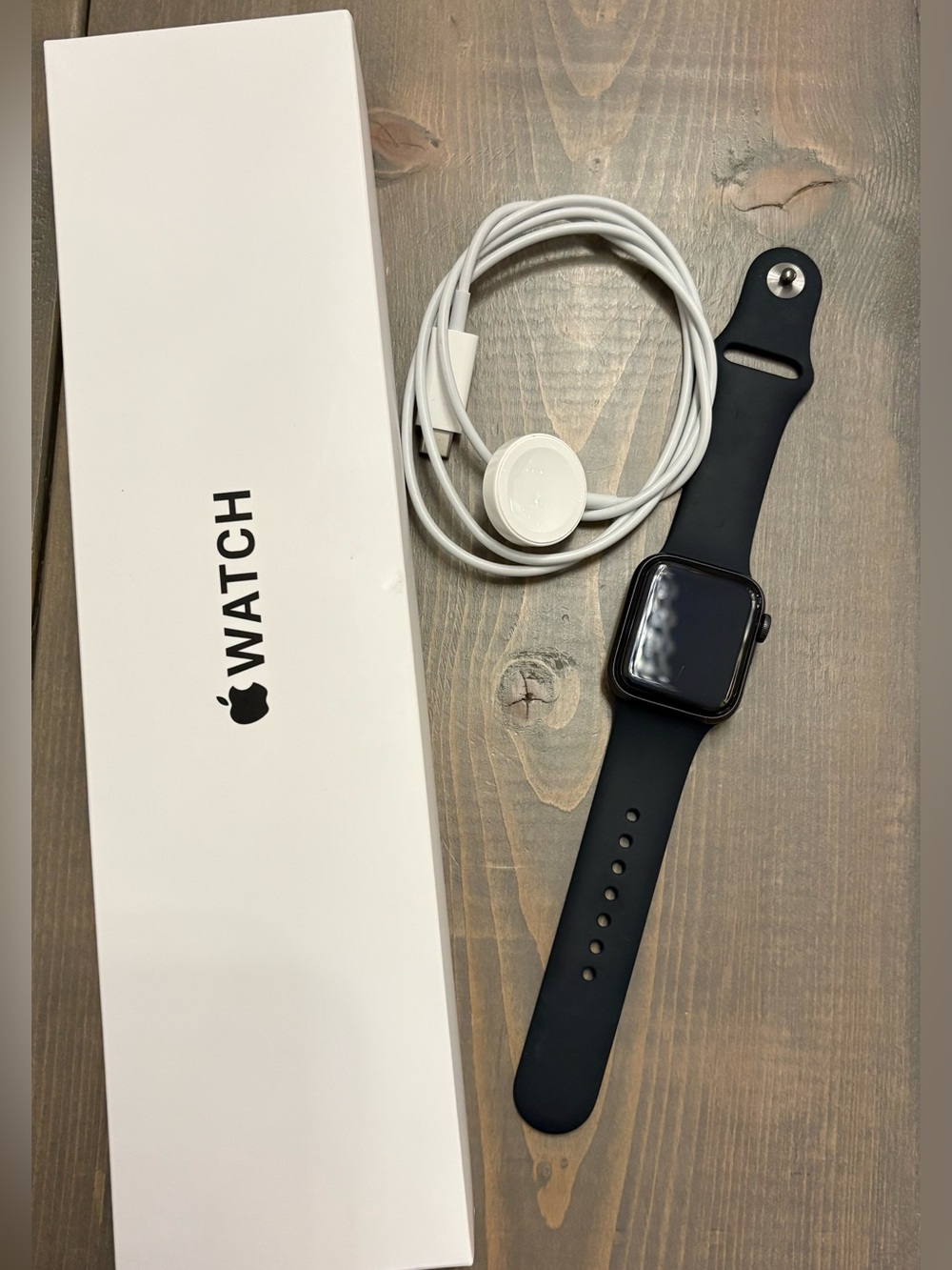 Apple Watch SE (1st gen) 40mm Space Gray